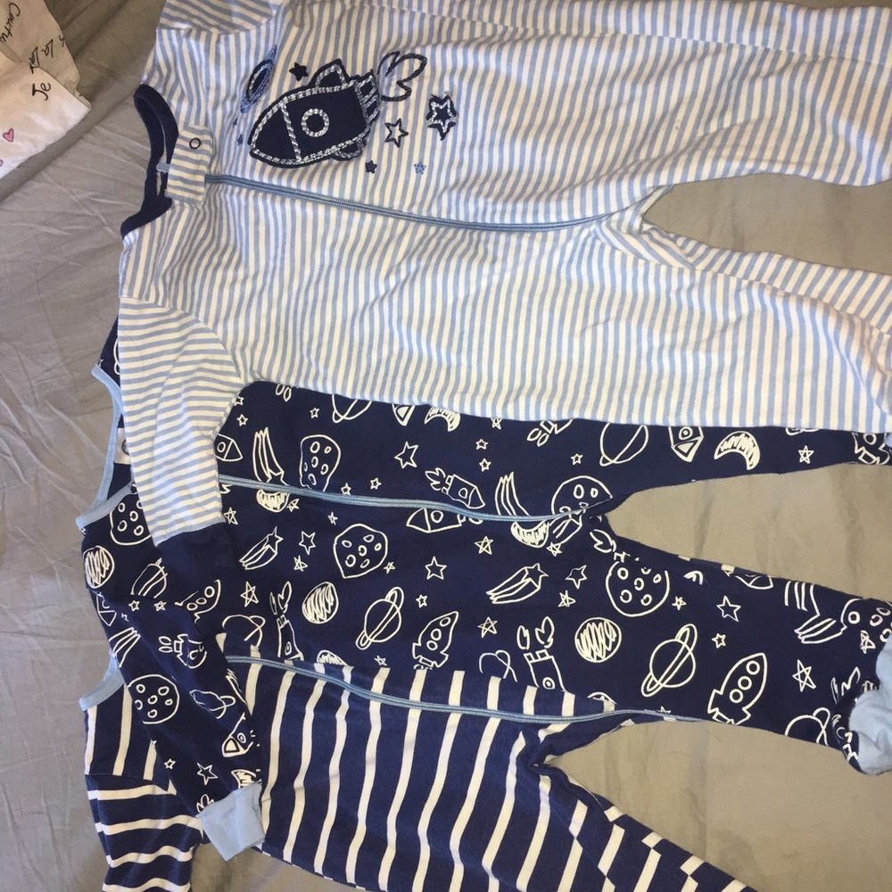 Sleep n play onsite Gerber brand